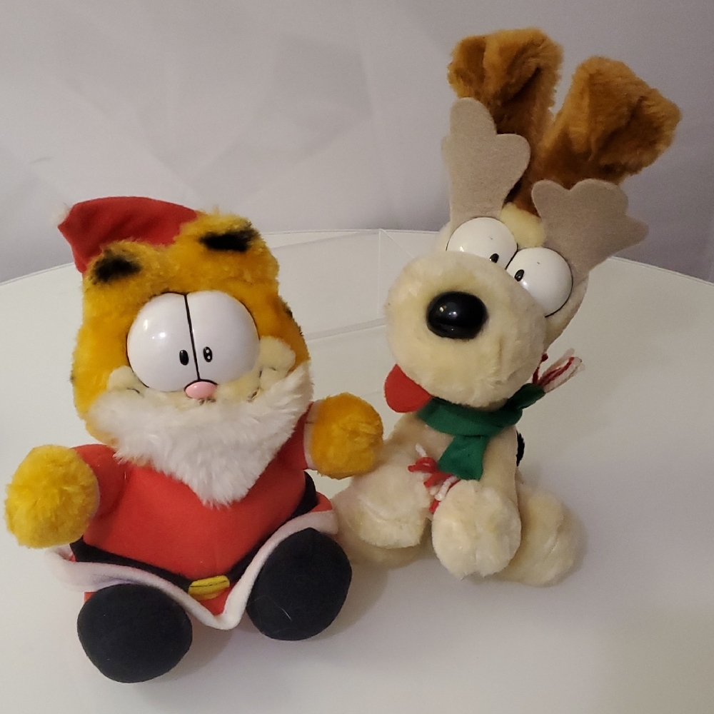 Festive Garfield and Odie Plush Set - 80s Christmas Stocking Stuffer